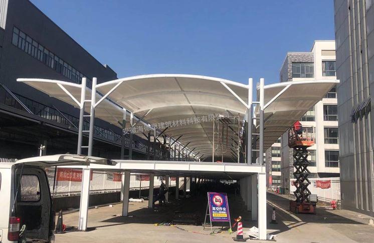 雙層膜結(jié)構(gòu)車棚——雅迪電動車無錫工廠項目